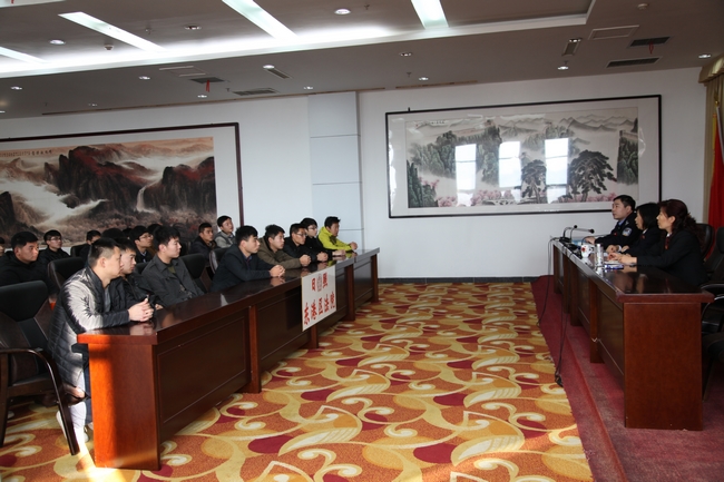 11��26�����磬����Ժ�ٿ���Ƹ�ú�ͬ��˾�����켯�н�����ѵ...