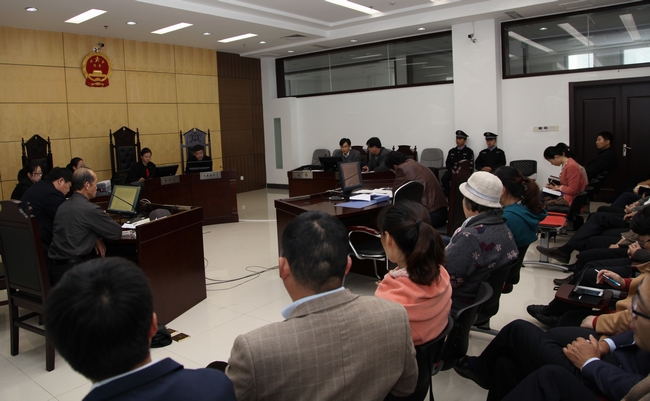 11��27�����磬����Ժ����ͥ����Ͻ���������ع�����Ա����ͥ...